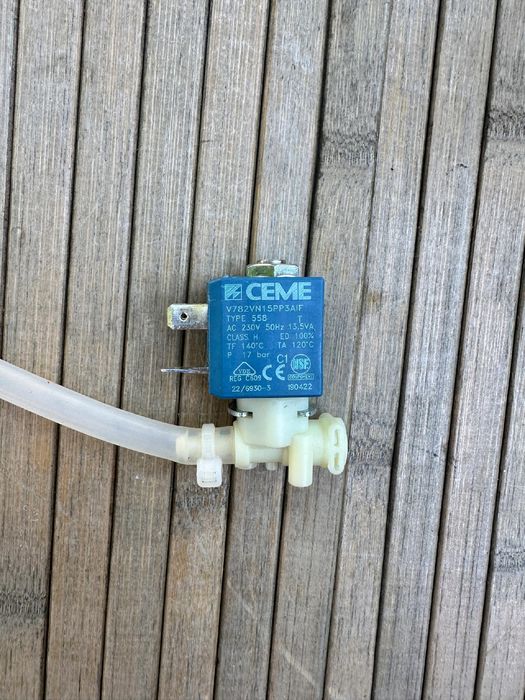 Elektrozawór CEME do ekspresu Lavazza A Modo Mio Jolie Evo Czarny