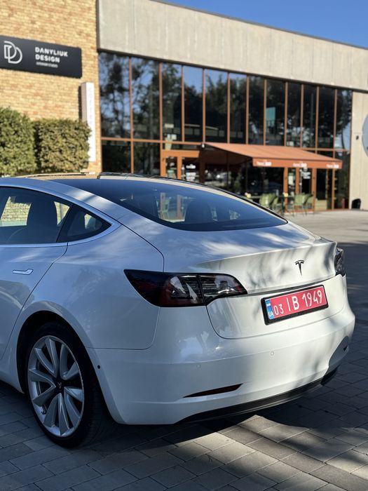 Tesla 3 2019 60kw