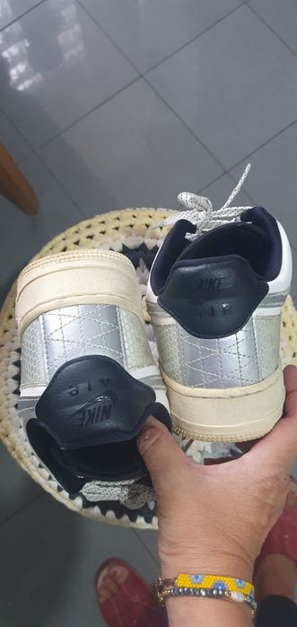 Ténis Nike modelo 3M US 8 brancos