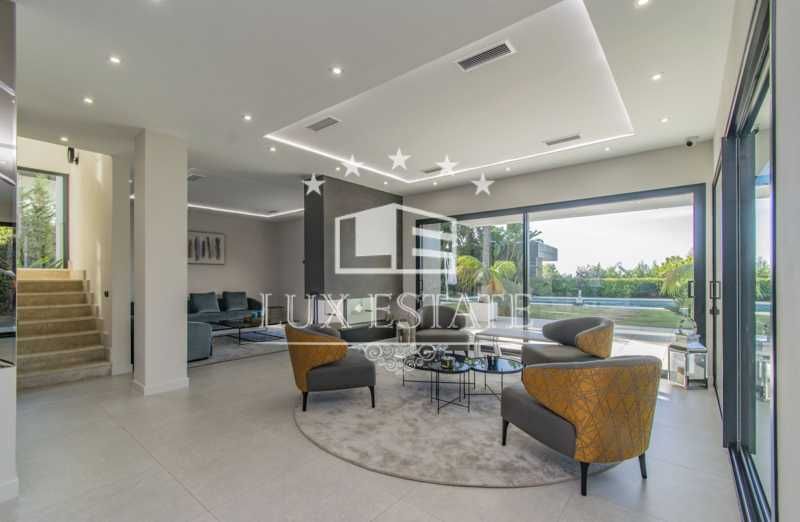 Современная вилла в одном из Престижных мест МАРБЕЛЬИ