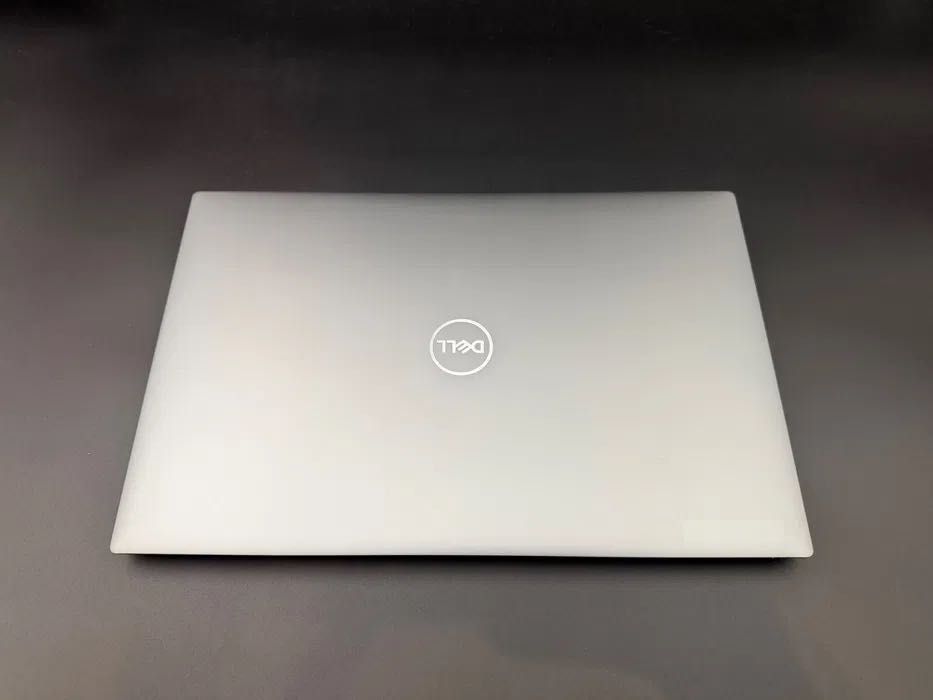 laptop dell precision 5570 i7 32Gb 256Gb - faktura vat 23%