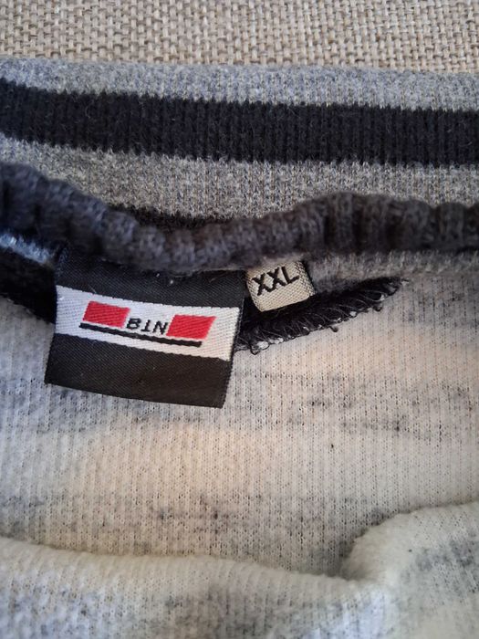 Męski sweter w szaro-czarne pasy r. XXL