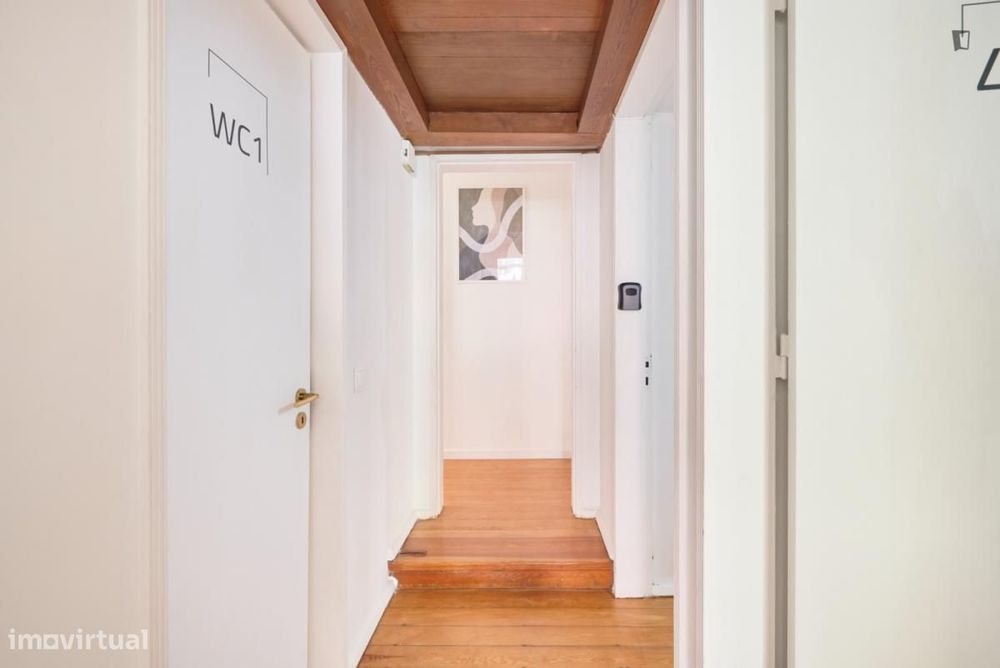 Quarto - localizado em Lapa Lisbon
