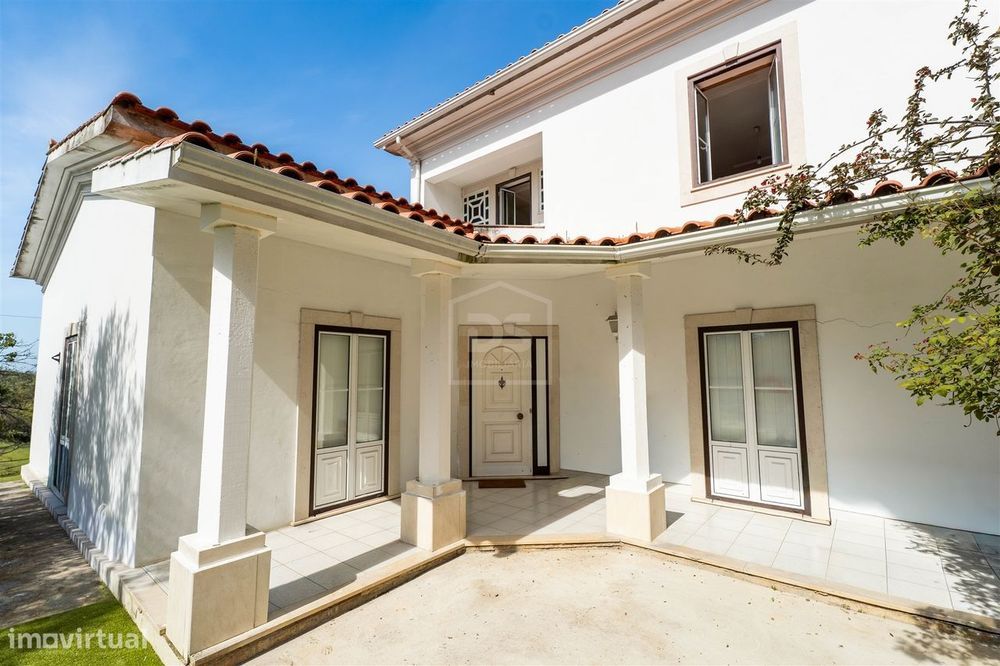 Moradia T5 centro de Leiria, zona privilegiada