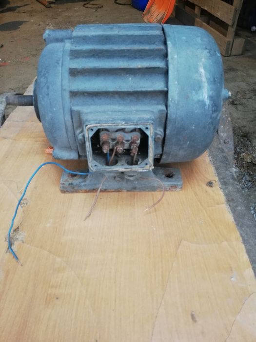 Sprzedam silnik elektryczny 1,1 2850