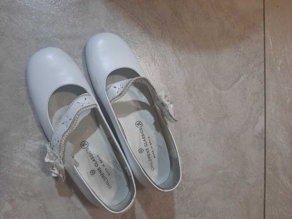 Туфли для девочки черные, белые, стелька 22 см