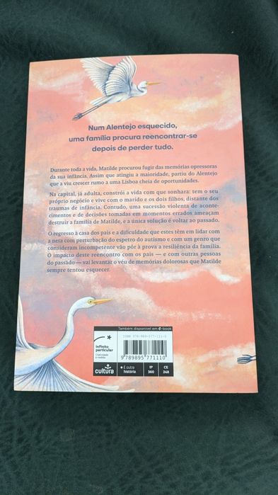 Livro ”Onde as Garças Voam” de Elisabete Martins de Oliveira