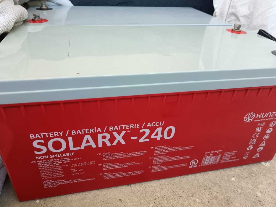 Baterias para sistema de painéis solares (2 unidades)