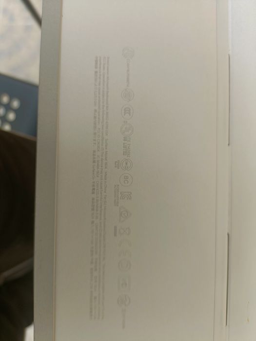 Microsoft surface go 4