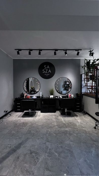 Odstąpię salon fryzjerski z pełnym wyposażeniem