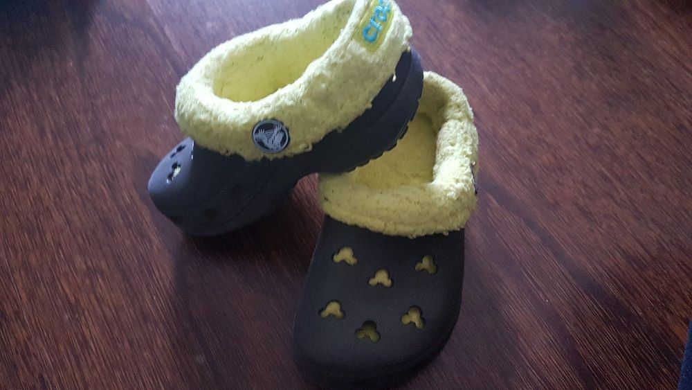 Crocs de inverno para criança