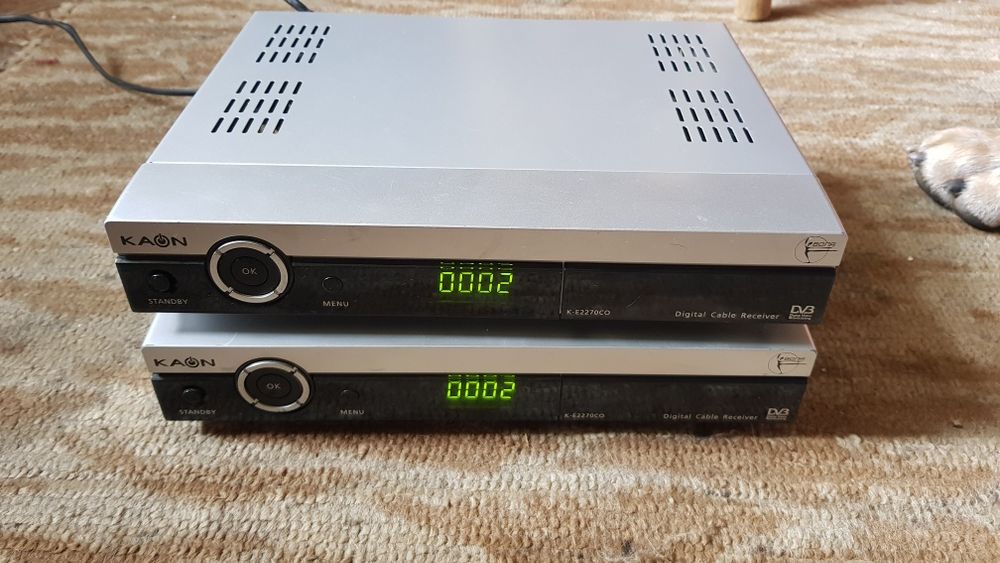 Продам 2 ТВ тюнер KAON K-E2270CO