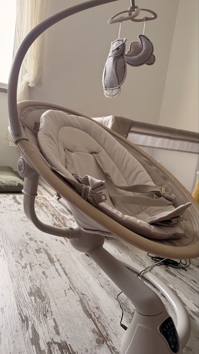 Baby swing chair maxi-cosi. Espreguiçadeira elétrica Cassia