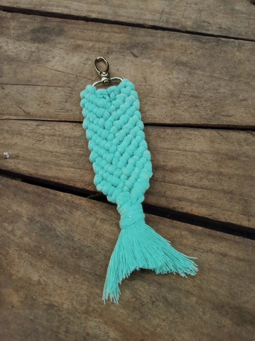 Porta-chaves em MACRAMÉ