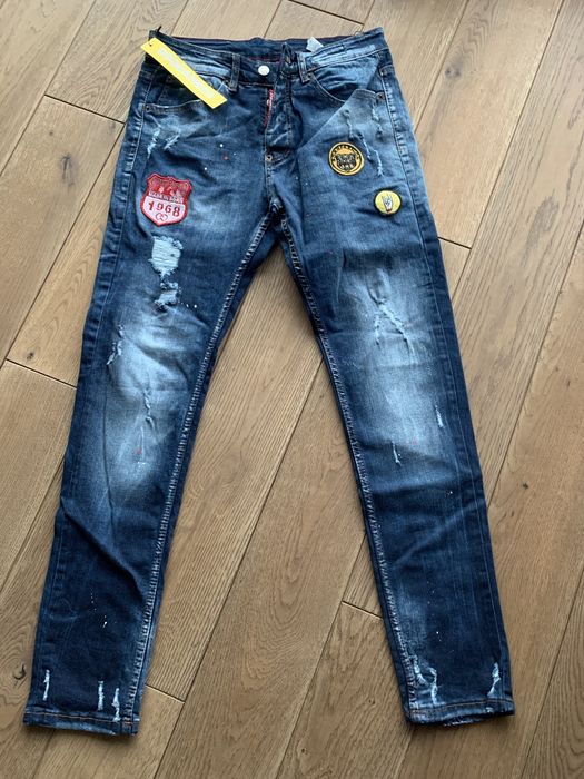 DSQUARED2 – Męskie jeansy z charakterem 42