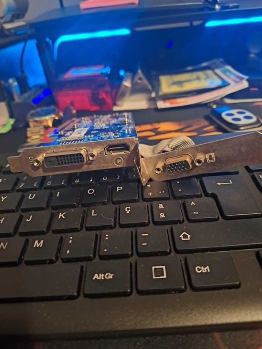 Placa Gráfica Asus GT710 de baixo perfil