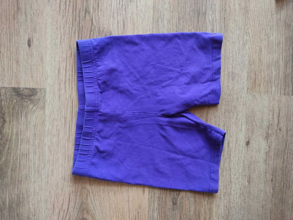 Krótkie legginsy spodenki Coccodrillo 128 cm