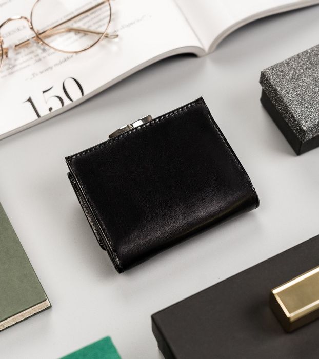 mały, skórzany portfel damski z systemem rfid protect - peterson