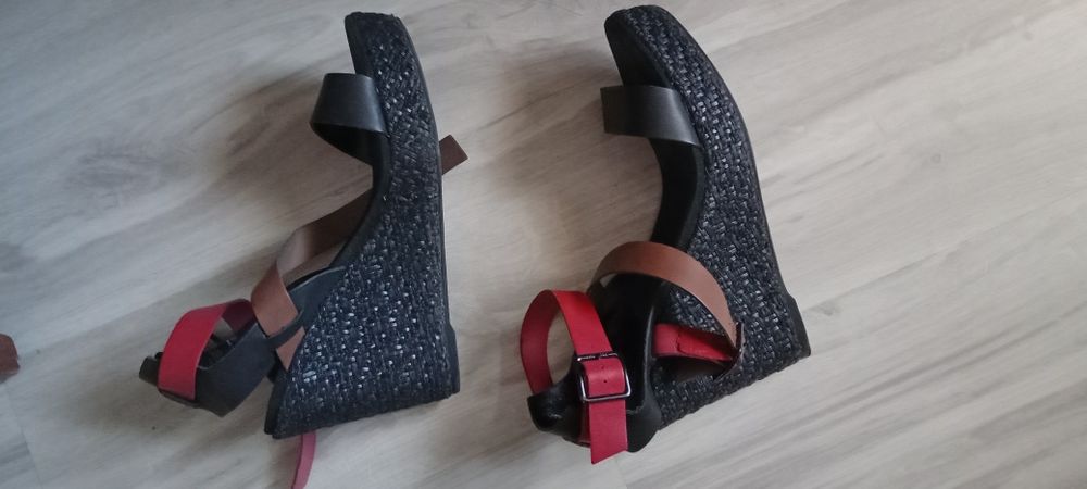 Koturny damskie Lacoste