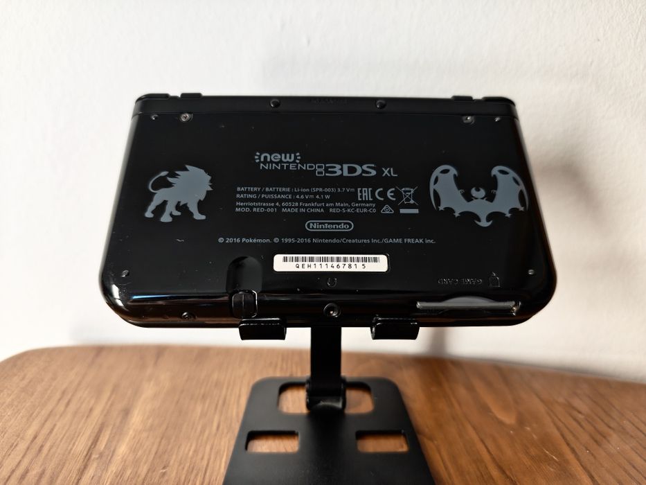 New 3DS XL - Edição Sun/Moon (IPS)