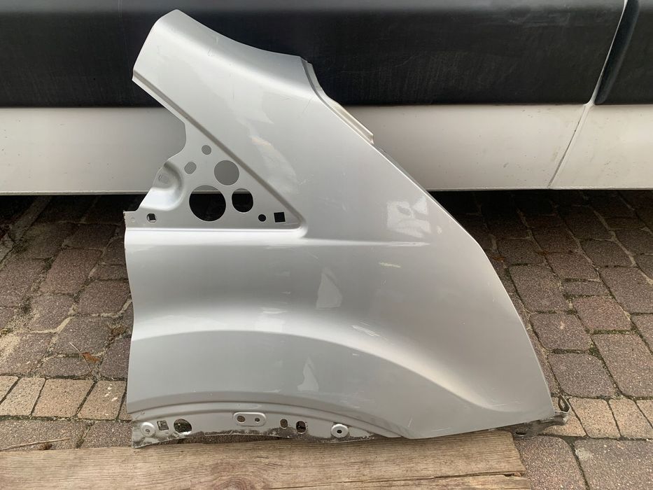 Błotnik Prawy przedni FORD TRANSIT MK8 8