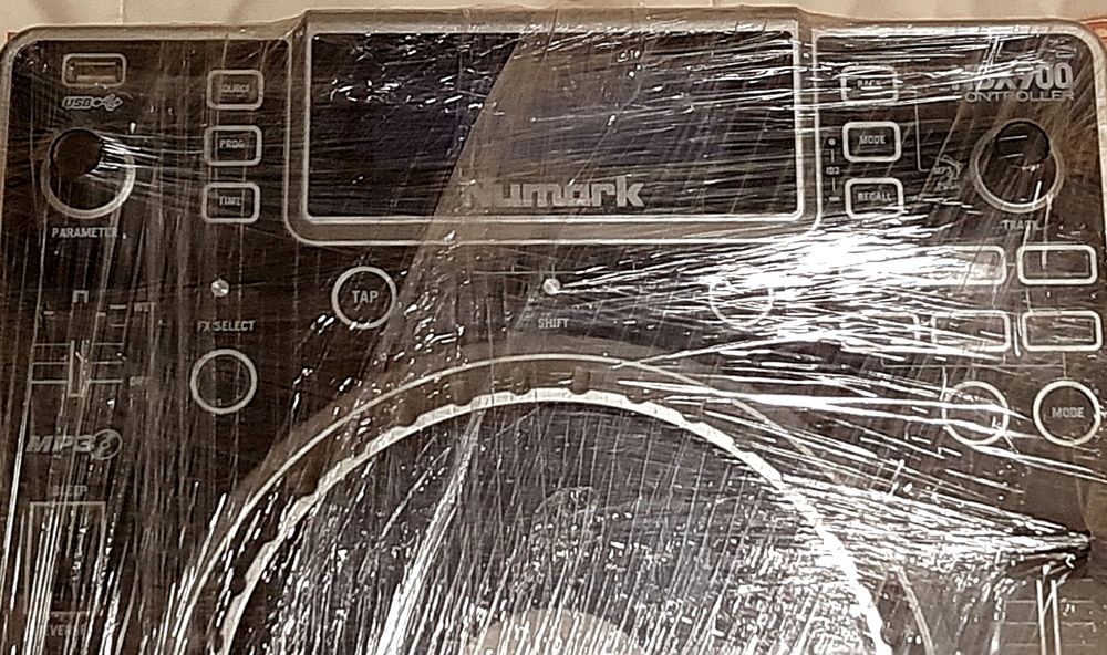 Controlador e interface de áudio, Numark NDX900