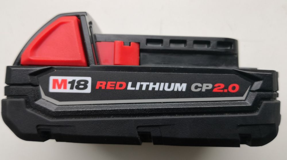 Акумулятор Milwaukee Li-ion M18 B2 18V 2.0Ah