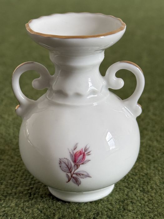 Mini wazonik porcelanowy ze scenką