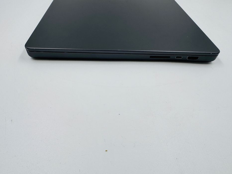 Apple Macbook Pro 16 2023 M3 Pro 12/18 Core 36GB RAM 512GB SSD Space Black IL7482