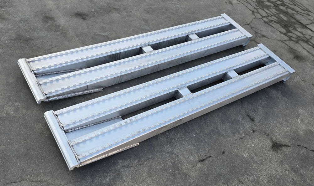 Najazdy aluminiowe PROFESSIONAL 2000x380x120mm mocowanie dolne 14 ton