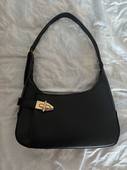 Сумки жіночі невеликі