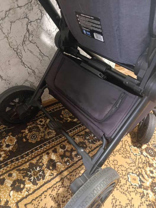 Коляска прогулянка Carrello Epica