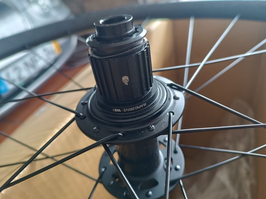Rodas MTB 29" Carbono Bontrager Kovee Elite 30 Boost