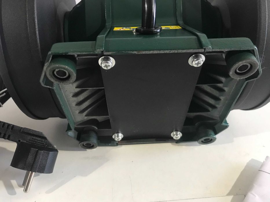 Точило,нождак PARKSIDE PDOS 200 C2 Подвійна шліфувальна машина