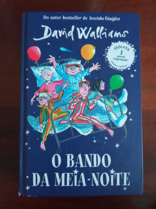 3 Livros novos ao preço de 1 - juvenil young adult inglês e português