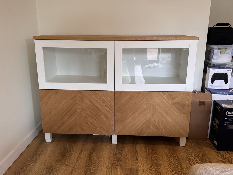 IKEA BESTÅ — aparador / móvel de arrumação