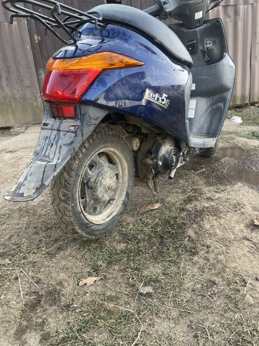 Скутер suzuki lets 5g