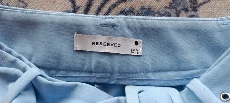 Niebieski spodenki Reserved