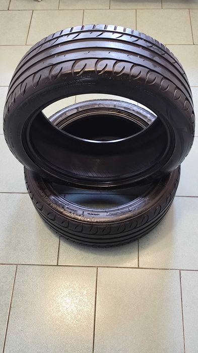2 pneus Kormoran UHP 215 45 R17