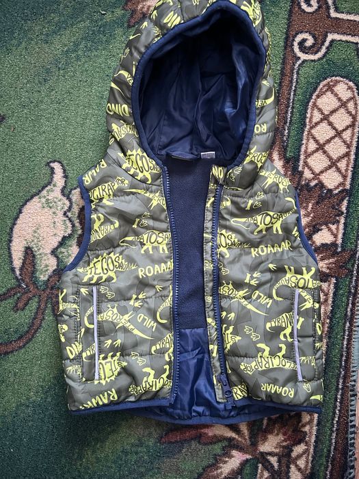 Дитячий весняний одяг