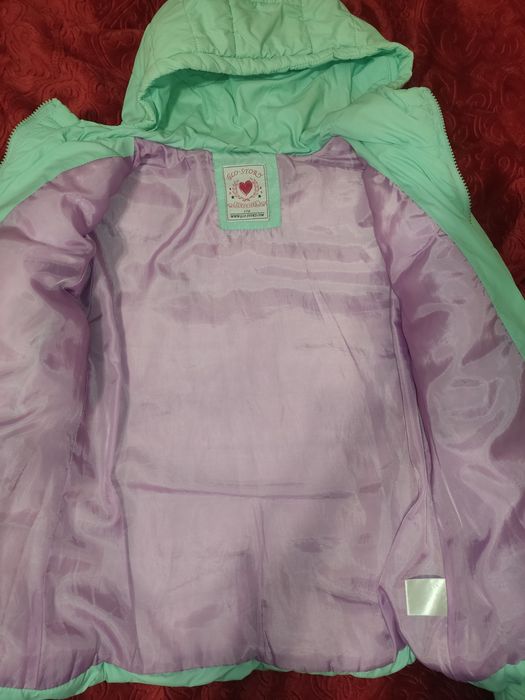 Продам куртку для дівчинки