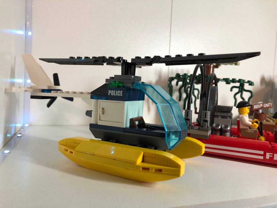 LEGO 60068 Crooks' Hideout - CITY 2015