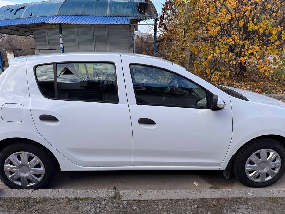 Renault Sandero 2013 VIN VF15SRAP448826327 фото оголошення 8 з 17