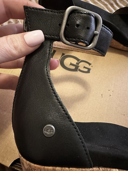 UGG фірмові босоніжки
