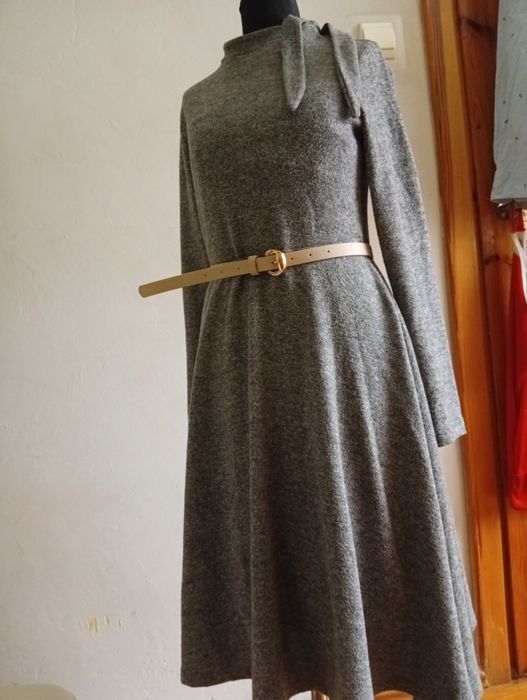 Sukienka szara Orsay