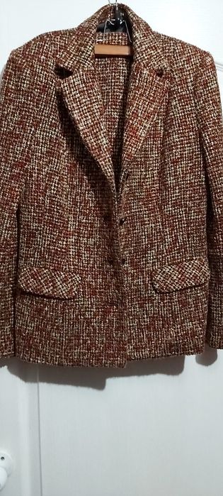 Продам  женский костюм