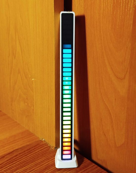 Светодиодная лампа еквалайзер