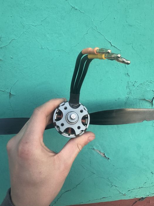 Безколекторний мотор 540KV + пропелер