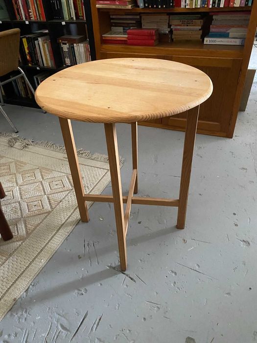 Camilha de Madeira, muito bom estado, bom preço