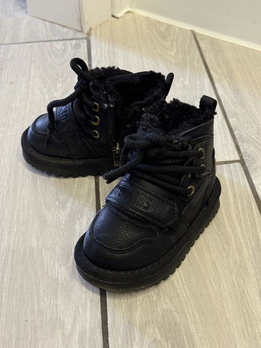 Продам детские зимние сапожки